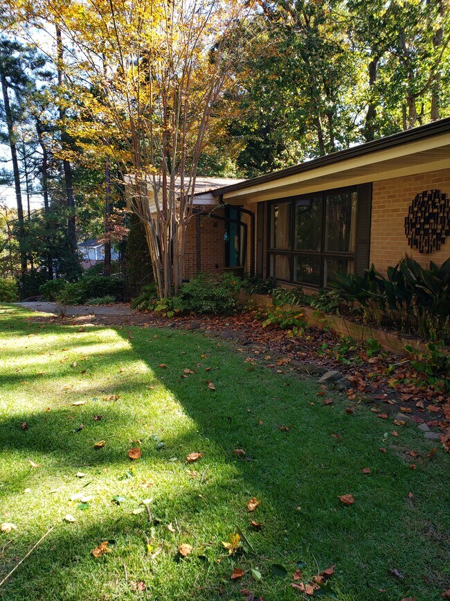 Foto del edificio - 2994 Baker Ridge Dr NW
