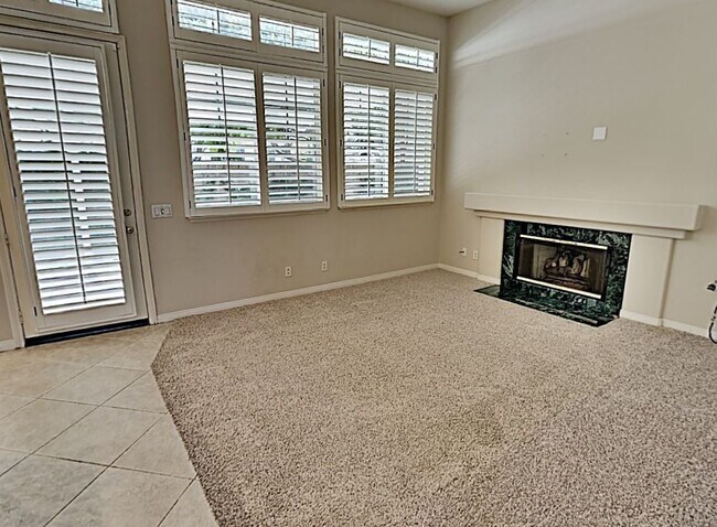 Foto del edificio - 2308 Crown Point Ct