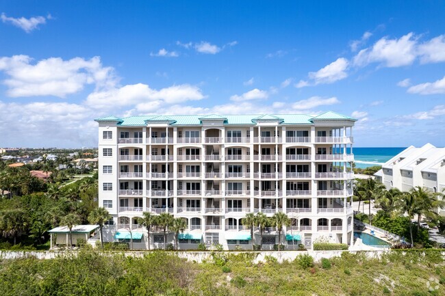 Building Photo - 3000 S A1A