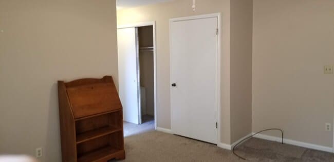 Master Bedroom - 303 Pecan Avenue