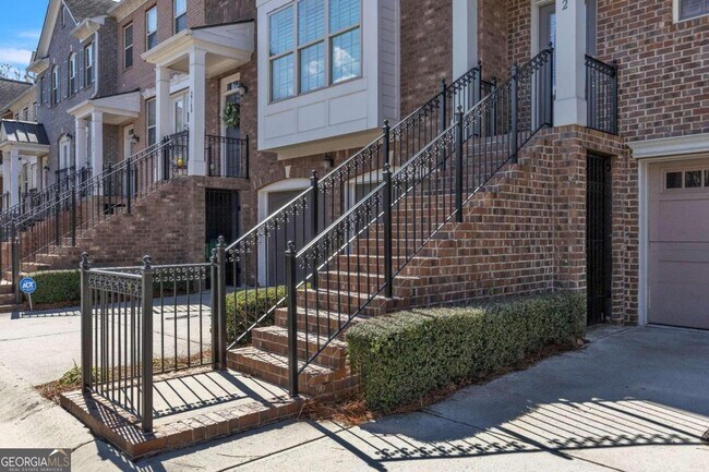 Building Photo - 2762 Durham Dr NE