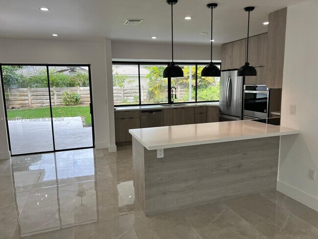 Foto del edificio - 3640 N 46th Ave