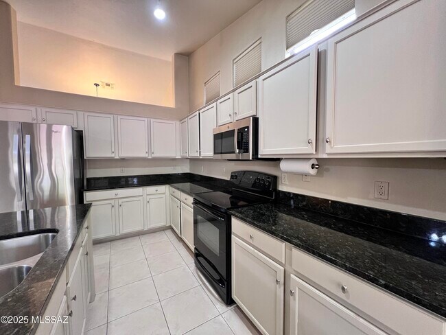 Foto del edificio - 8679 N Ahwatukee Way