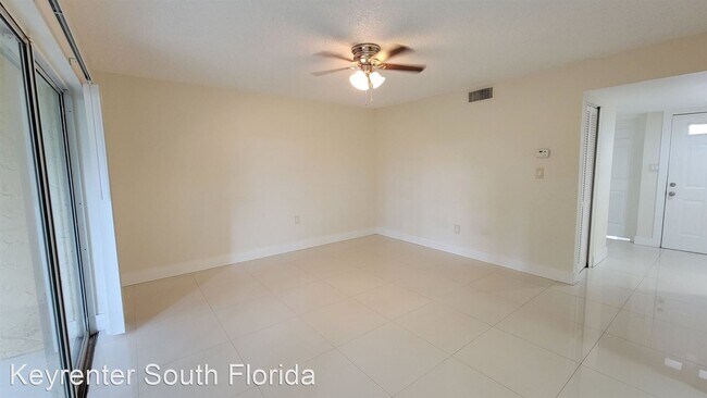 Foto del edificio - 1 br, 1 bath House - 3102 Glenmoor  Dr