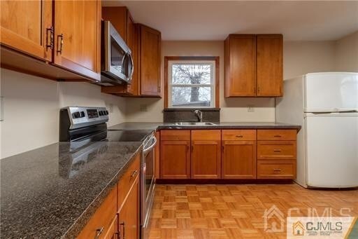 Foto del edificio - 346 Carteret Ave