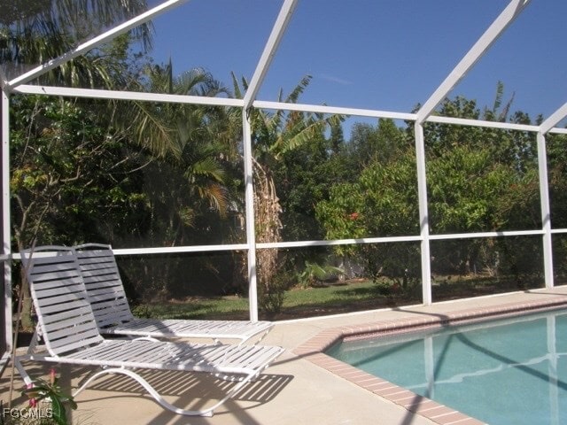 Building Photo - 4418 SW 25th Ave