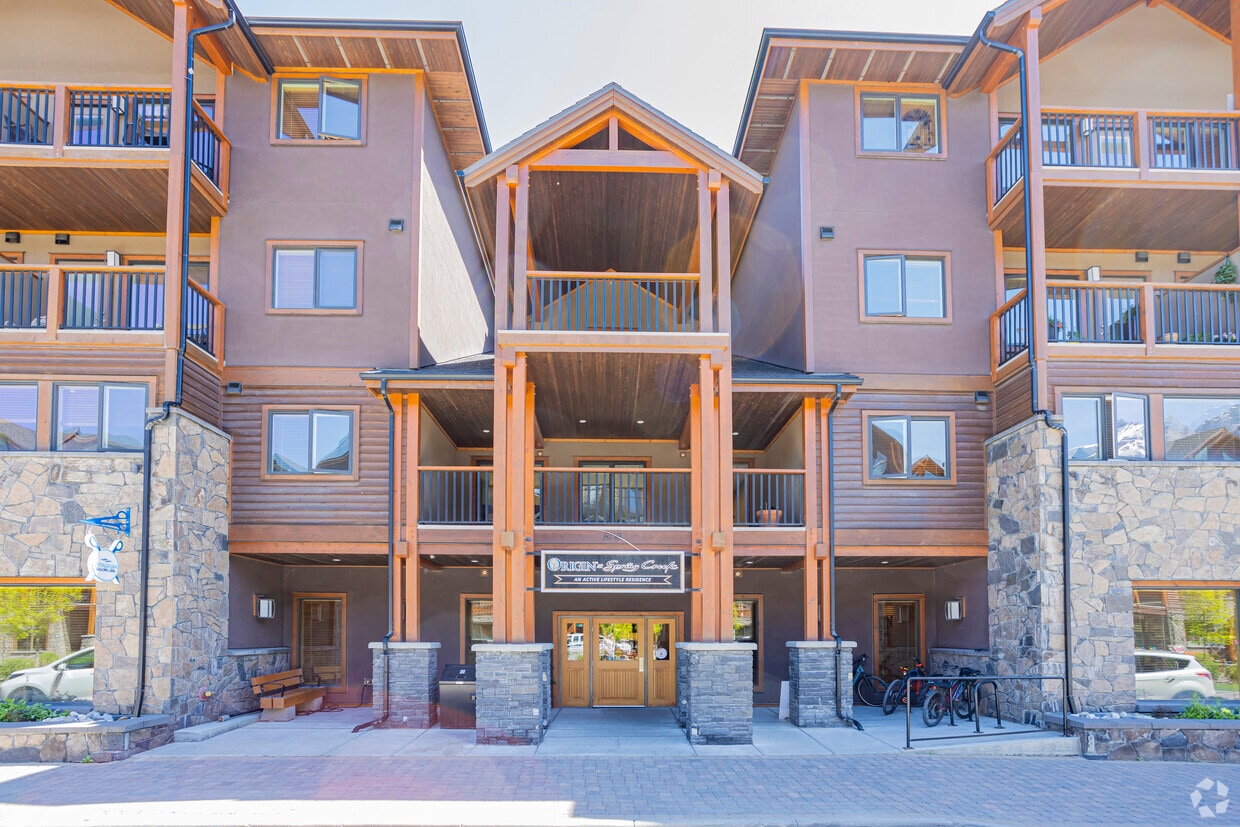 Building - Origin at Spring Creek