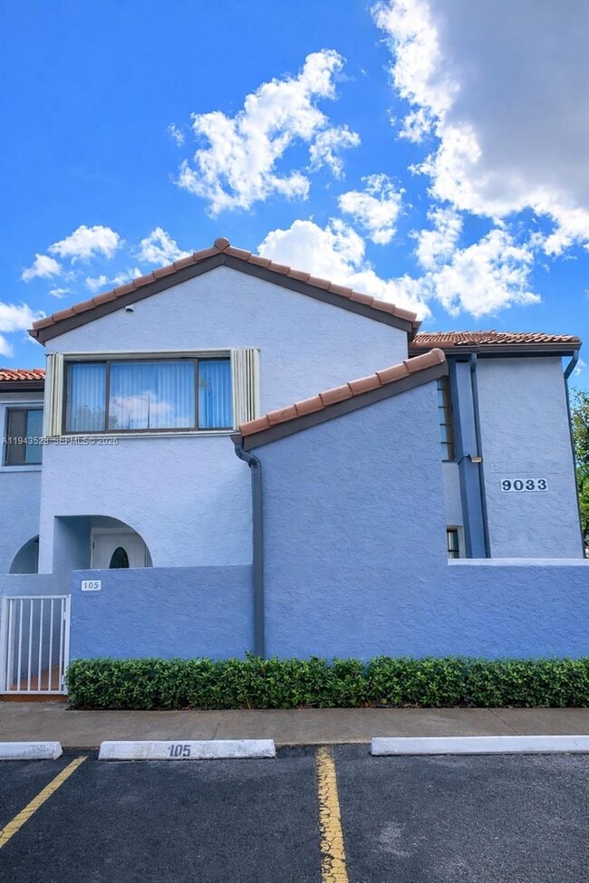 Building Photo - 9033 SW 123rd Ct