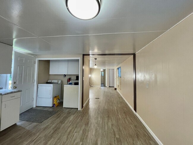Foto del edificio - Spacious 2 bed, 1.5 bath Home FOR RENT in ...