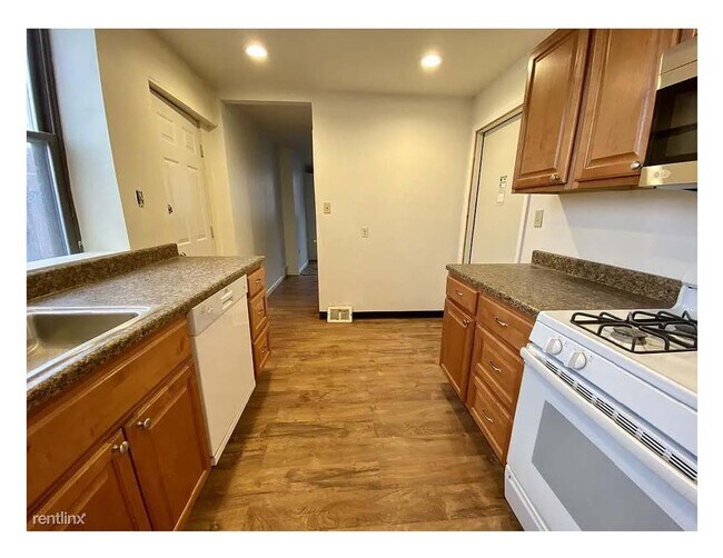 Building Photo - South Ninth Street LLC