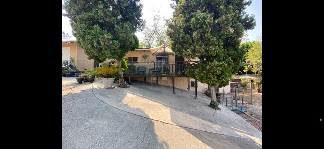 Building Photo - 7218 Toll Dr