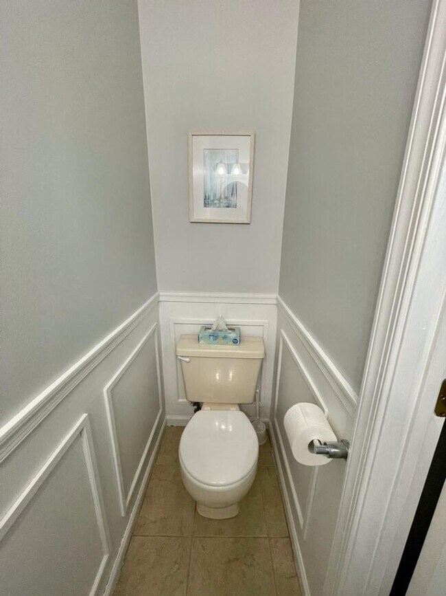 Foto del edificio - Spacious Townhome in Riverwalk, Chesapeake