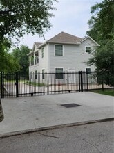 Building Photo - 3521 Toliver St