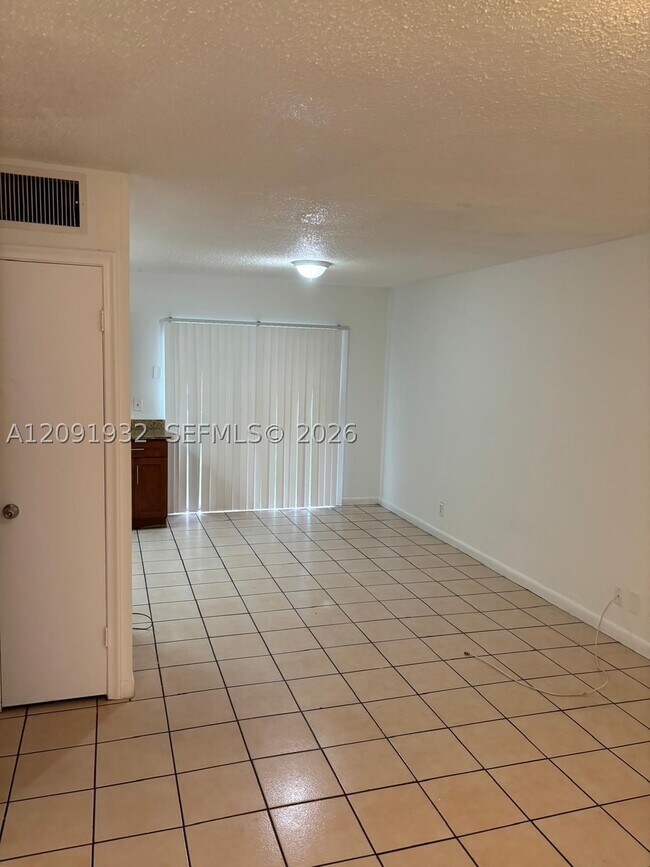 Foto del edificio - 2510 NW 52nd Ave