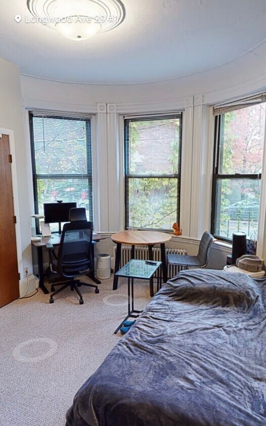 Foto principal - 21 Longwood Ave