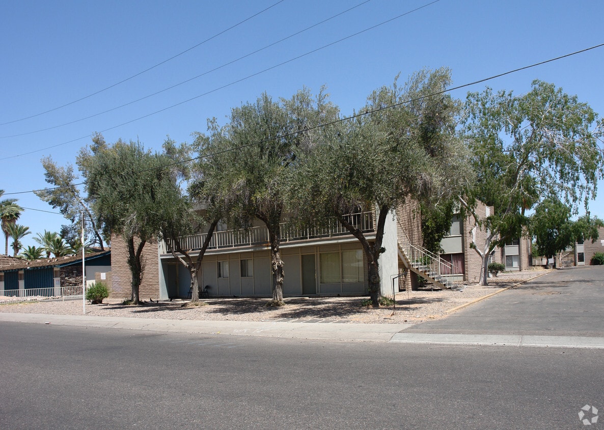 Primary Photo - Citrus Acres