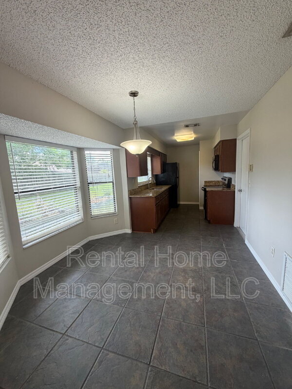 Foto del edificio - 149 Hazel Blvd
