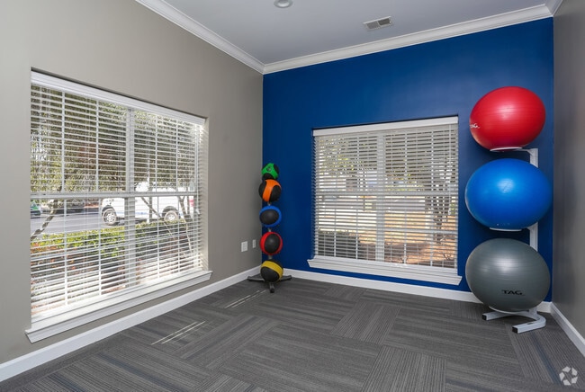 Interior Photo - Arbor Place