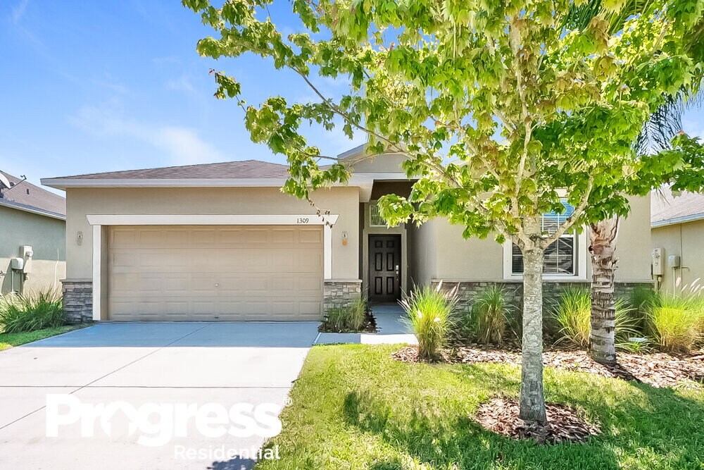 1309 Oak Pond St, Ruskin, FL 33570 House Rental in Ruskin, FL