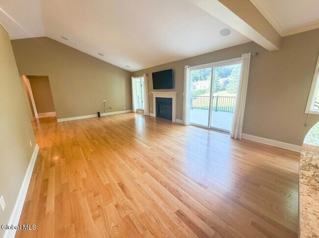 Foto del edificio - 53 Huntleigh Dr