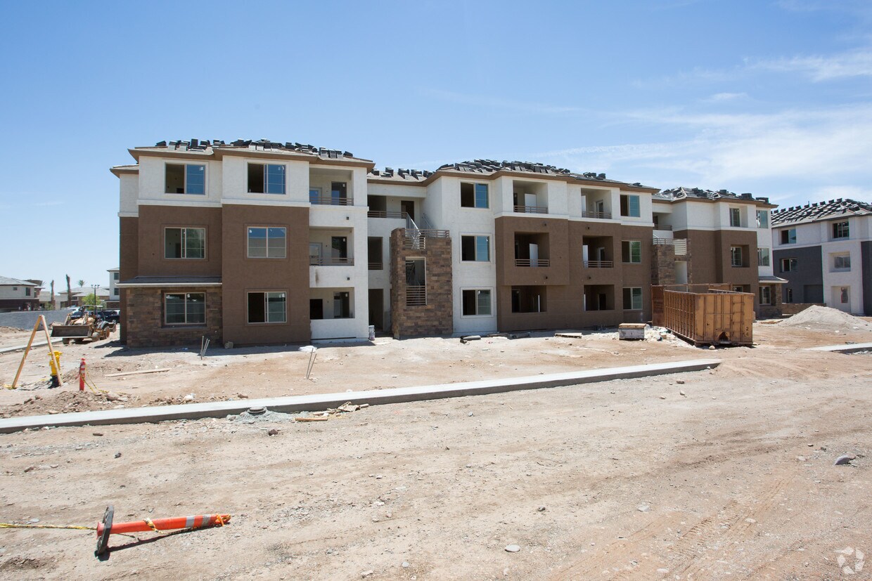 Apartments Near Pueblo Plaza In Peoria Az