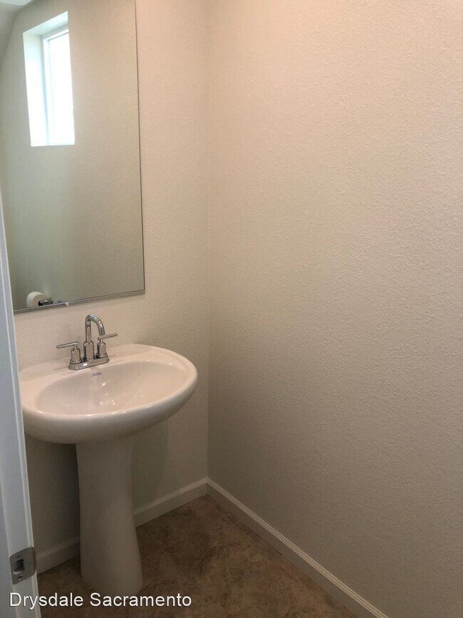 Building Photo - 3 br, 2.5 bath House - 3256 Sunny Gate Lane