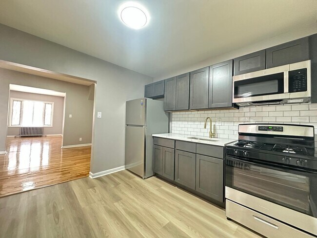 Building Photo - 6121 Delancey St