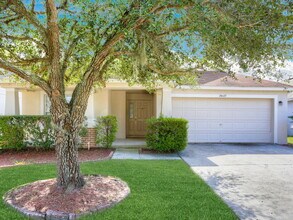 Building Photo - 24622 Volterra Ct