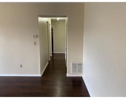 Building Photo - 44 Shrewsbury Green Dr