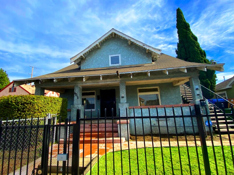 4012 S Normandie Ave, Los Angeles, CA 90037 House Rental in Los