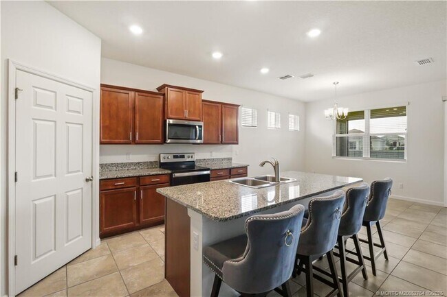 Foto del edificio - 10558 SW Toren Wy