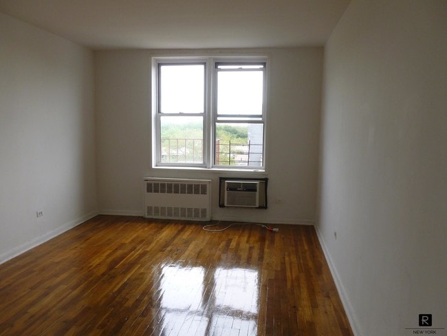 Building Photo - 63-11 Queens Boulevard