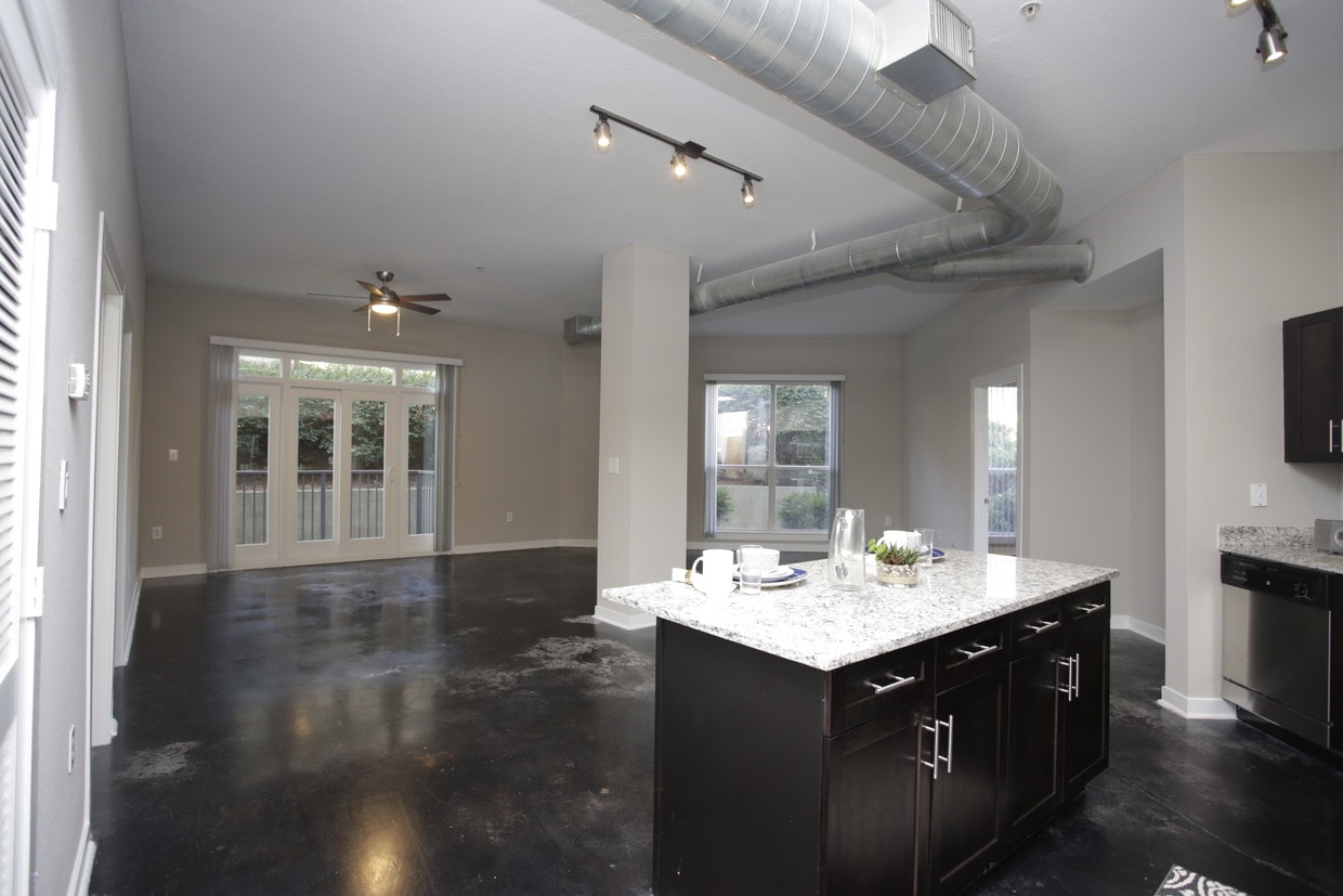 Photo - MAA Stratford Apartments