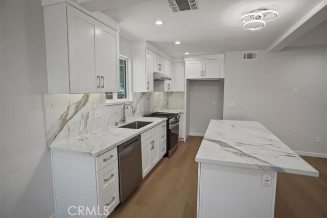 Foto del edificio - 10326 Silverton Ave