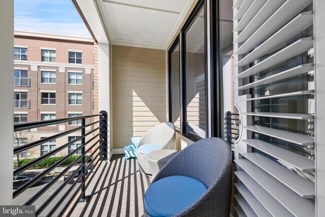 Foto del edificio - 621 Bluemont Ave
