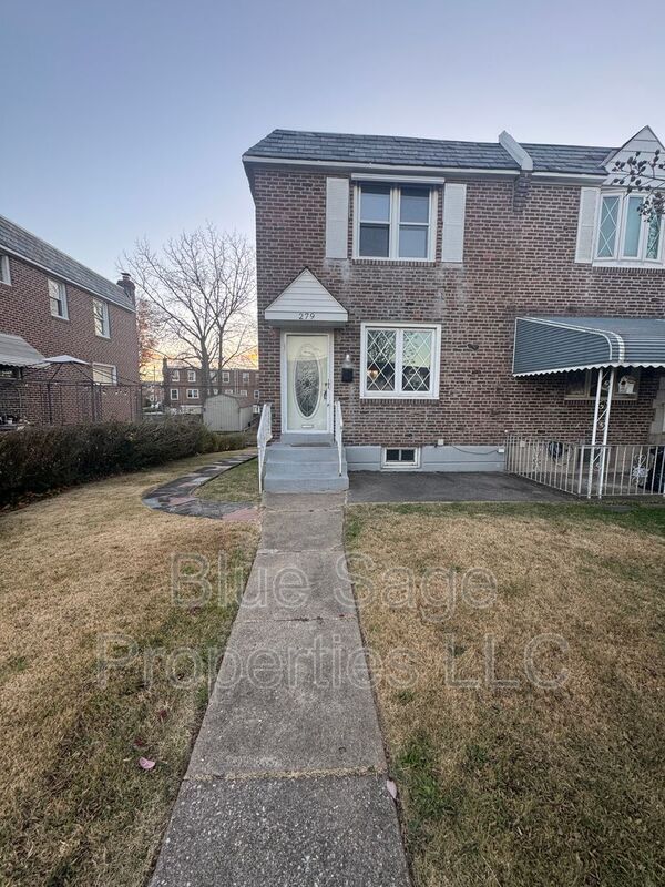 Foto principal - 279 Westpark Ln