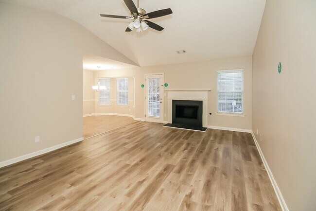 Foto del edificio - 254 Player's Cir