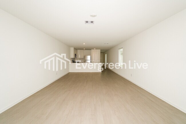 Building Photo - 12051 Noble Wood Village Dr