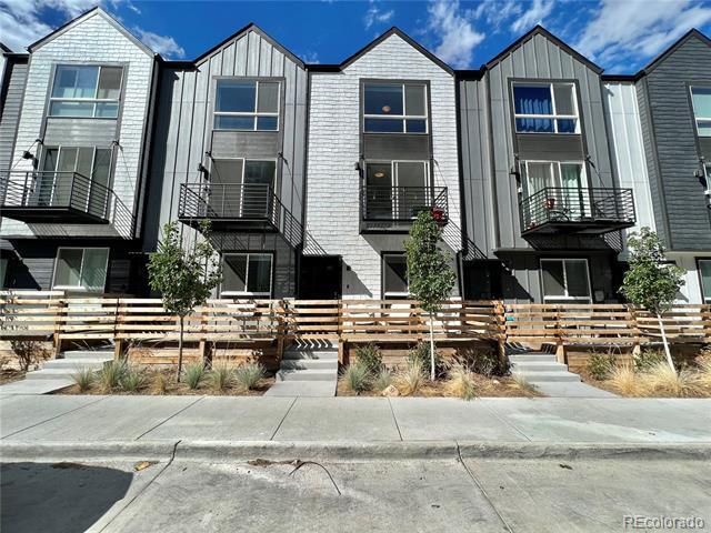 Foto principal - 1027 Chase St
