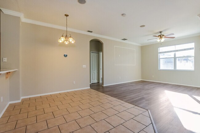 Building Photo - 2500 Twisting Sweetgum Way