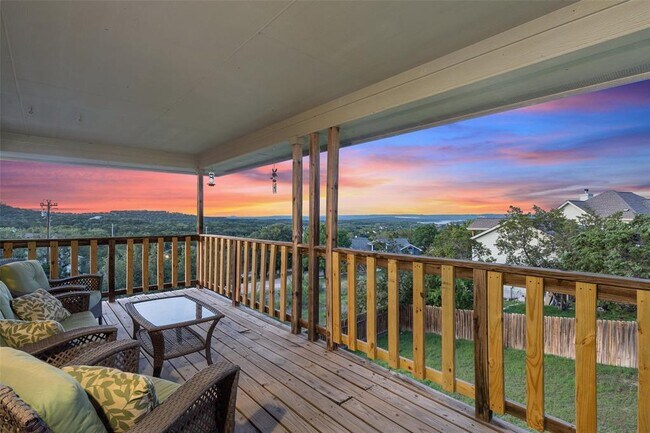 Foto del edificio - 22415 Briarview Dr