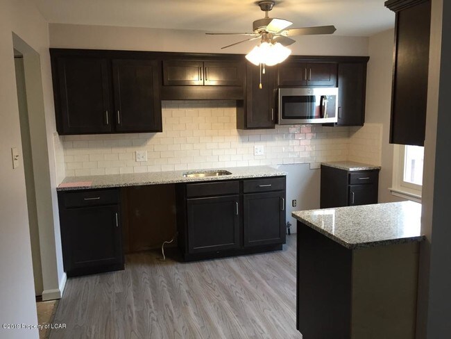 Foto del edificio - 137 Haverford Dr