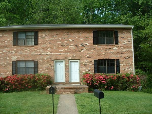 Foto principal - 708 Rock Creek Rd