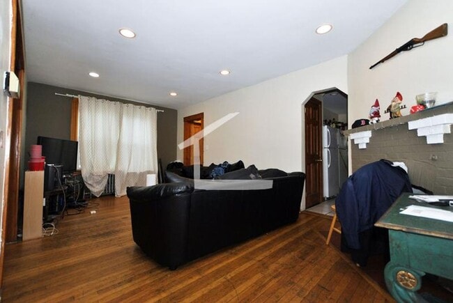 Photo - 31 South Crescent Circuit Townhome