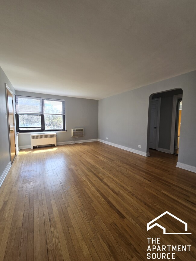 Building Photo - 7324 N Ridge Blvd