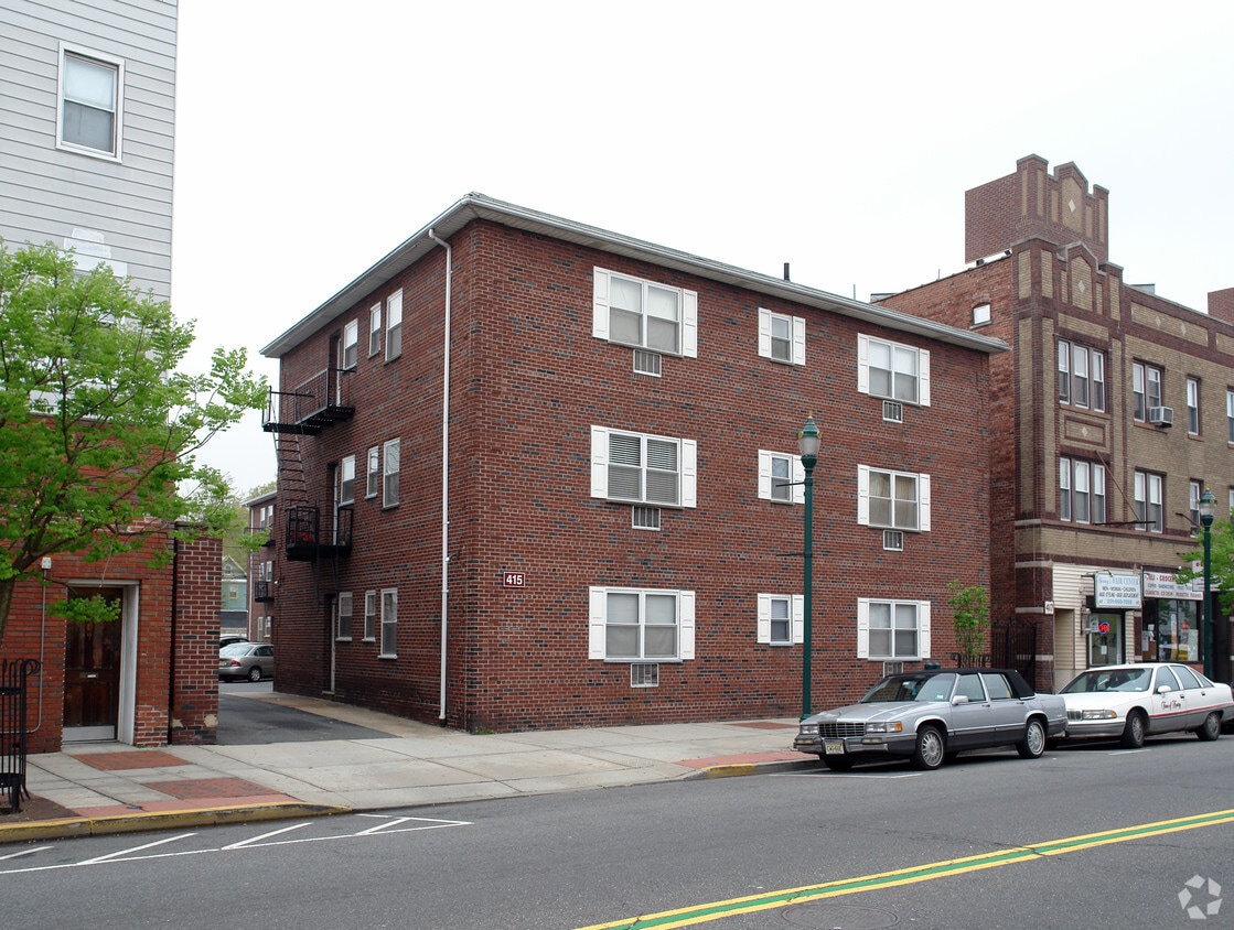 411415 Kearny Ave, Kearny, NJ 07032 Apartments Kearny, NJ