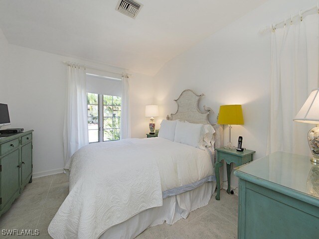 Building Photo - 116 3rd St N