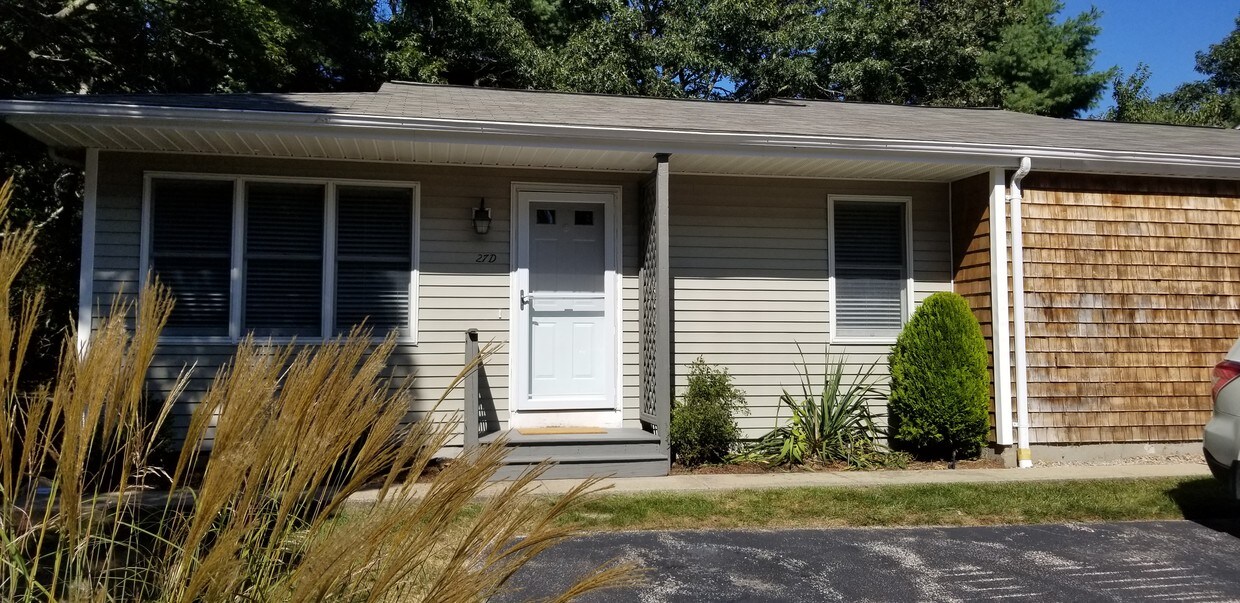 27 W Castle Way, Charlestown, RI 02813 Condo for Rent in Charlestown