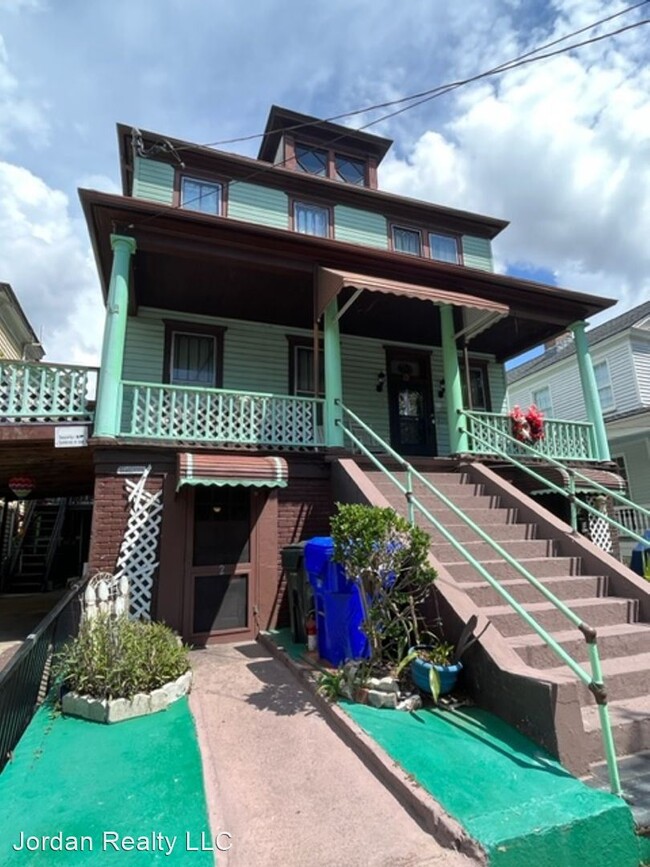 Building Photo - 1 br, 1 bath House - 50-2 Carolina Street