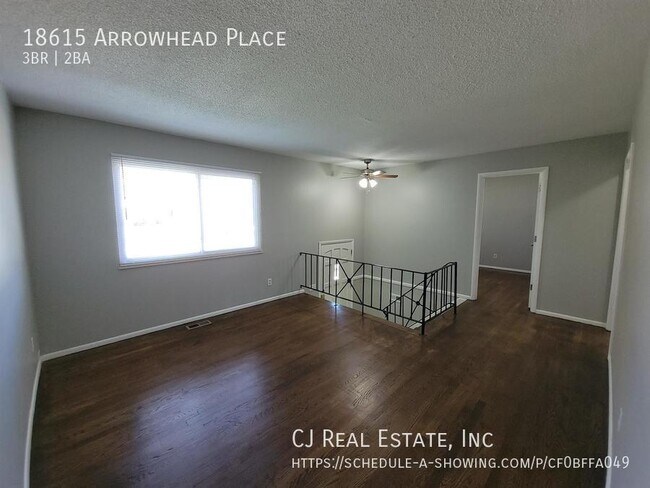 Foto del edificio - 18615 E Arrowhead Pl
